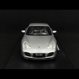 Porsche 911 Turbo Typ 996.2 2001 Polarsilber 1/18 GT Spirit GT567