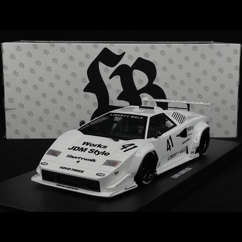 Lamborghini Countach LB-Works n° 41 Tokyo Auto Salon 2024 Weiß 1/18 GT Spirit Z356-WH