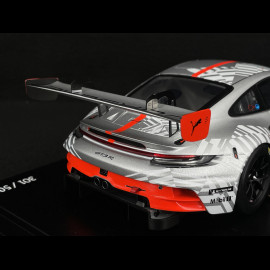 Porsche 911 GT3 R Type 992 2024 Presentation version Silver Grey / Red 1/18 Spark WAP02157126EVO