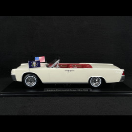 Lincoln Continental Cabriolet Présidentiel 1963 John F. Kennedy White 1/18 KK Scale KKDC181523