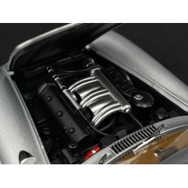 Mercedes-Benz 300 SL 1954 mit Flügeltüren Silbergrau 1/18 Norev 183857