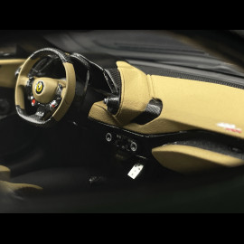 Ferrari 488 Pista 2018 Verde British / Goldene Streifen / Carbon Felgen 1/18 BBR Models P18145N