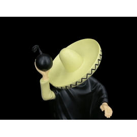 Tintin Figurine - Corporal Diaz The Clumsy Terrorist - The Broken Ear 12 cm 42258