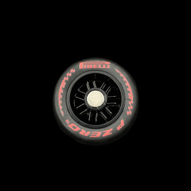 Pirelli Magnet F1 Soft-Reifen Rot - Dekomagnet PIRPC0138