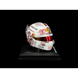 Charles Leclerc Helm Ferrari n° 16 GP China 2025 F1 1/5 LookSmart LSHEL011