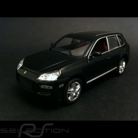 Porsche Cayenne Turbo phase 1 aubergine 1/43 Minichamps WAPC2000113
