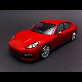 Porsche Panamera GTS 2012 karmin red 1/43 Minichamps WAP0200230C