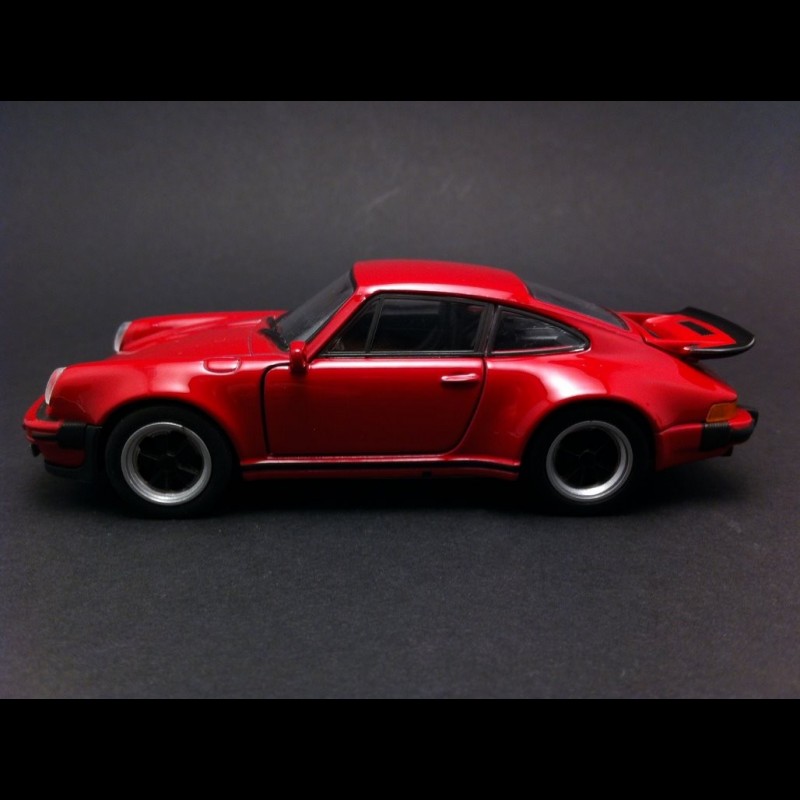 Porsche 911 Turbo 3.0 1975 strawberry﻿ pull back toy Welly