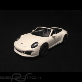 Porsche 911 type 991 Carrera GTS Cabriolet white 1/43 Schuco 450757600