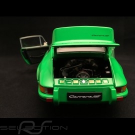 Porsche 911 2.7 Carrera RS 1973 Viper green black stripes 1/18 Welly 18044GR