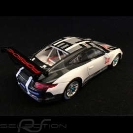 Porsche 911 type 991 GT3 Cup 2017 n° 911 1/43 Spark WAP0201500H