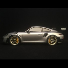Porsche 911 GT2 RS typ 991 silber / schwarz 1/18 Spark WAP0211510J