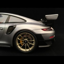 Porsche 911 GT2 RS typ 991 silber / schwarz 1/18 Spark WAP0211510J