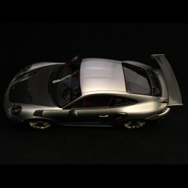 Porsche 911 GT2 RS typ 991 silber / schwarz 1/18 Spark WAP0211510J