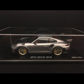 Porsche 911 GT2 RS typ 991 silber / schwarz 1/18 Spark WAP0211510J