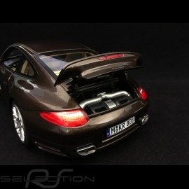 Porsche 911 Turbo 997 2010 braun Macadamia 1/18 Norev 187622