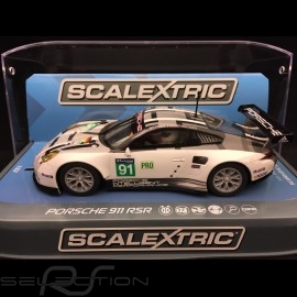 Slot car Porsche 911 RSR 24h Le Mans 2016 n° 91 Manthey 1/32 Scalextric C3851