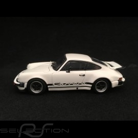 Porsche 911 Carrera 2.7 1975 Weiss 1/43 Kyosho 05521W