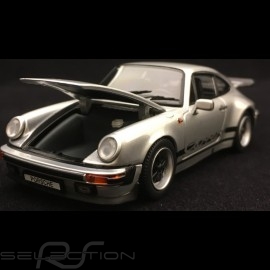 Porsche 911 Carrera 3.2 1984 silber 1/43 Kyosho 05522S