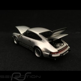 Porsche 911 Carrera 3.2 1984 silber 1/43 Kyosho 05522S