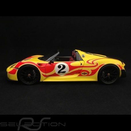 Porsche 918 Spyder 2015 Weissach Package yellow / red 1/18 Minichamps  110062446 - Elfershop