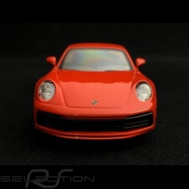Porsche 911 type 992 Carrera 4S Coupe lava orange Pullback toy 1/43 Maisto WAP0200270K