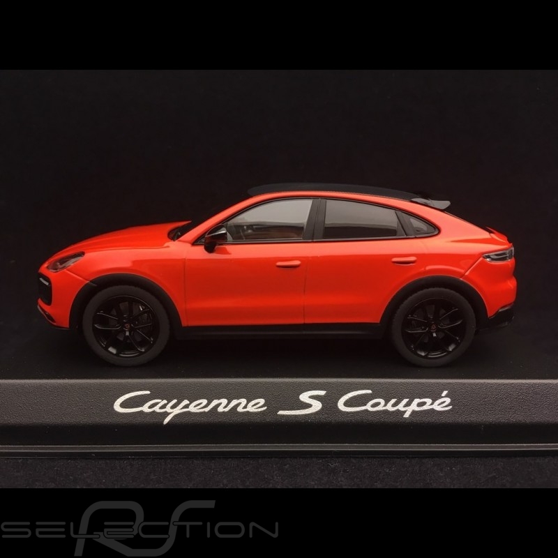 Cayenne S coupé 2019 lavaorange 1/43 Norev WAP0203180K