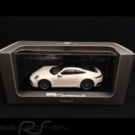 Porsche 911 type 992 Carrera 4 Coupé 2019 carrara white 1/43 Minichamps WAP0201760K