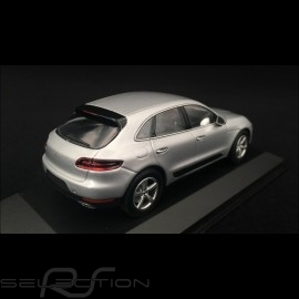 Porsche Macan grey 1/43 Minichamps WAP0201540E