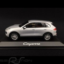 Porsche Cayenne V6 typ 958 2015 silbergrau metallic 1/43 Minichamps WAP0200020E