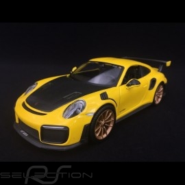 Porsche 911 type 991 GT2 RS phase II 2018 yellow / carbon 1/24 Maisto 31523