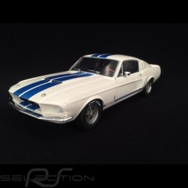 Ford mustang shelby GT500 1967 wimbledon white 1/18 Solido S1802901