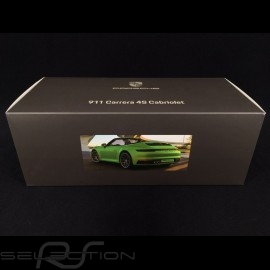 Porsche 911 type 992 Carrera 4S Cabriolet 2019 lizard green 1/18 Minichamps WAP0211730LM6B