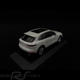 Porsche Cayenne 2017 weiß 1/43 Minichamps 410066302