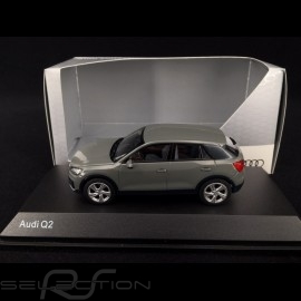 Audi Q2 2016 Quantumgrau 1/43 iScale  5011602633
