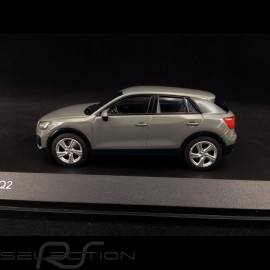 Audi Q2 2016 Quantumgrau 1/43 iScale  5011602633