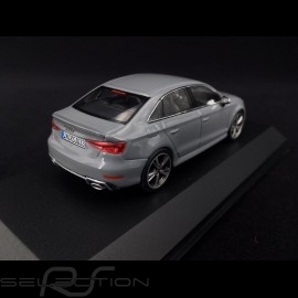 Audi RS3 Limousine 2016 Nardo grau 1/43 iScale 5011613131