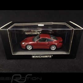 Porsche 911 Typ 996 1999 Arenarotmetallic 1/43 Minichamps 430069300