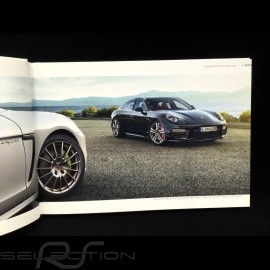 Broschüre Porsche The New Panamera Thrilling Contradictions 2012 ref Wslp1401000220
