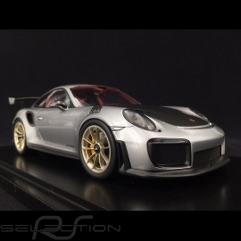 Porsche 911 GT2 RS typ 991 silber / schwarz 1/18 Spark WAP0211510J