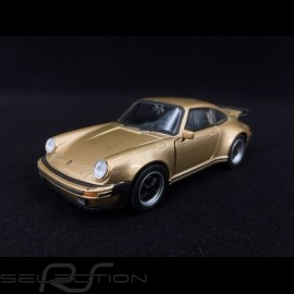 Porsche 911 Turbo 3.0 1975 gold﻿ pull back toy Welly
