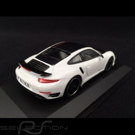 Porsche 911 Turbo S type 991 Exclusive weiß / schwarz 1/43 Minichamps WAX20130026