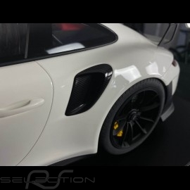 Porsche 911 GT2 RS type 991.2 2018 Weiß 1/8 Minichamps 800620000