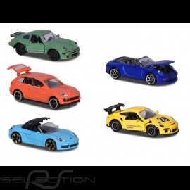 Porsche Experience Center Garage with 5 mini cars Majorette 212050029