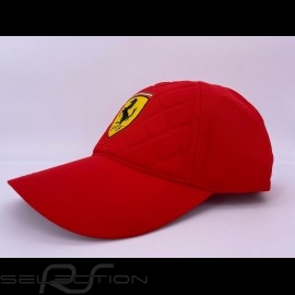 Ferrari cap gesteppt rot