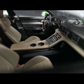 Porsche Taycan Turbo S Cross Turismo 2021 Mamba grün metallic 1/18 Minichamps WAP0217830M001