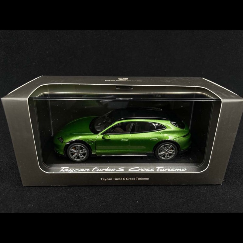 The new Porsche Taycan Turbo S Cross Turismo Design in Mamba Green