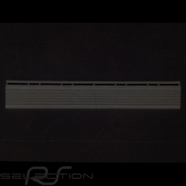 Abgeschrägter Bordstein für Garagenplatte - Farbe Schwarz RAL9004 - 4er-Satz - ohne Ösen