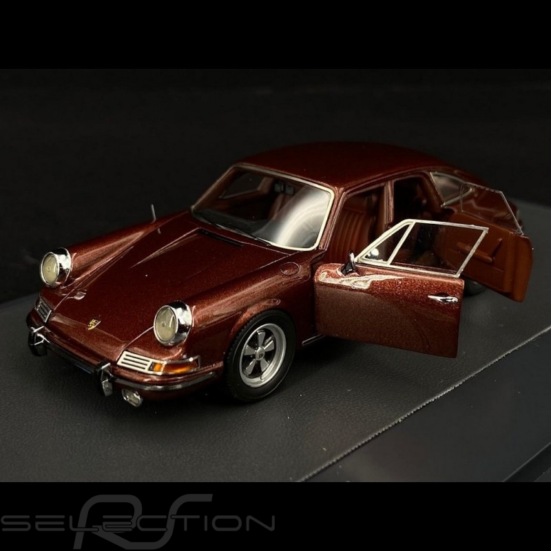 ポルシェ9114ドアセダン1/43 MATRIX 911 Sedan 1972 - ミニカー