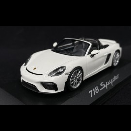Porsche 718 Boxster Spyder 2019  Weiß 1/43 Minichamps WAP0202100K